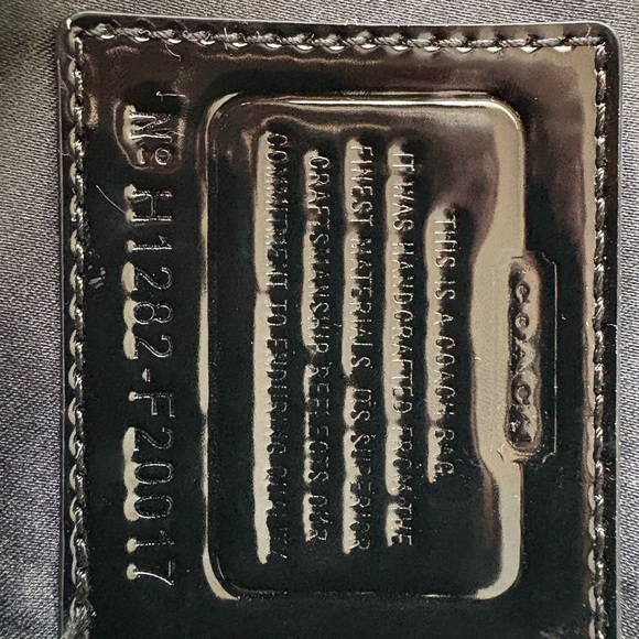 Coach Daisy Y2K Black Patent Leather Shoulder Bag Gold Hardware Heart Charm - Picture 2 of 8